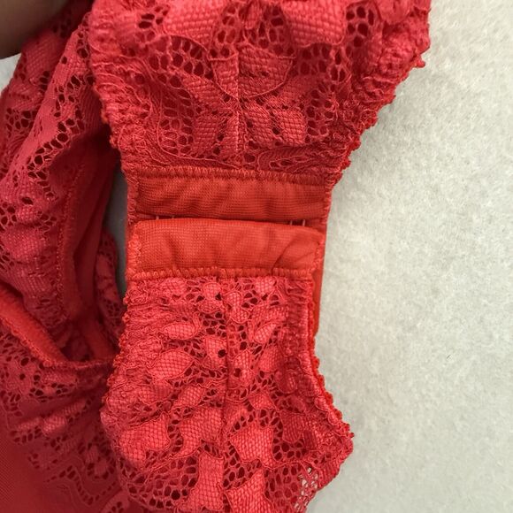 Mucci By Anthropology Bella Bodysuit Red Small Lace - Picture 5 of 9
